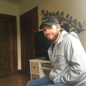 Meet your Posher, Bradley